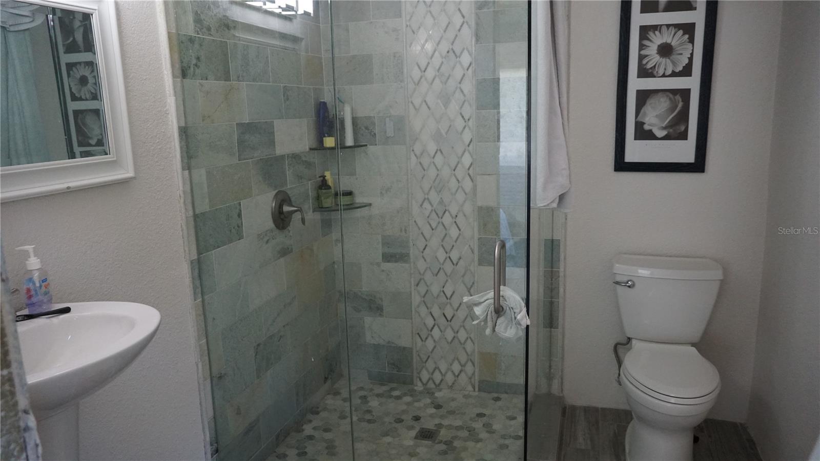 123 STANDISH CIR, NORTH FORT MYERS, FL, 33903