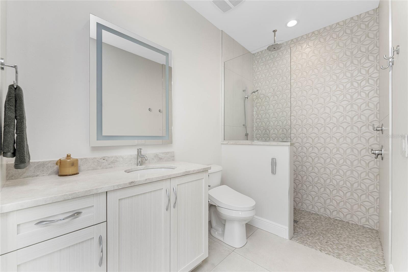 698 MONACO DR, PUNTA GORDA, FL, 33950