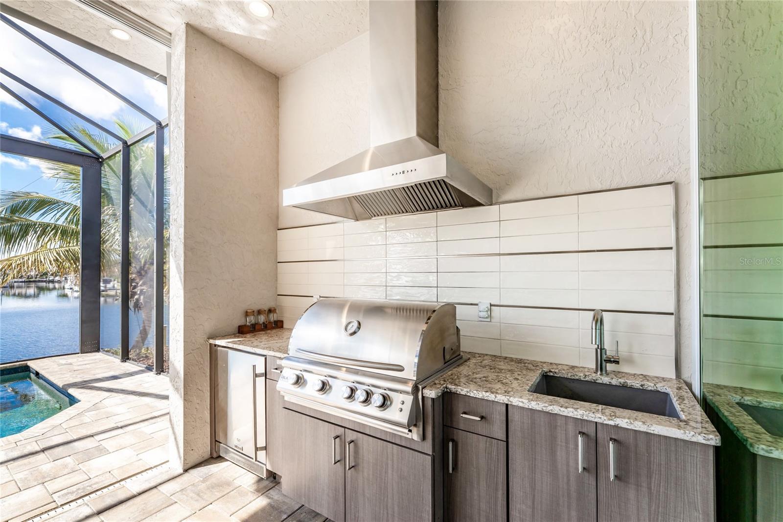 698 MONACO DR, PUNTA GORDA, FL, 33950