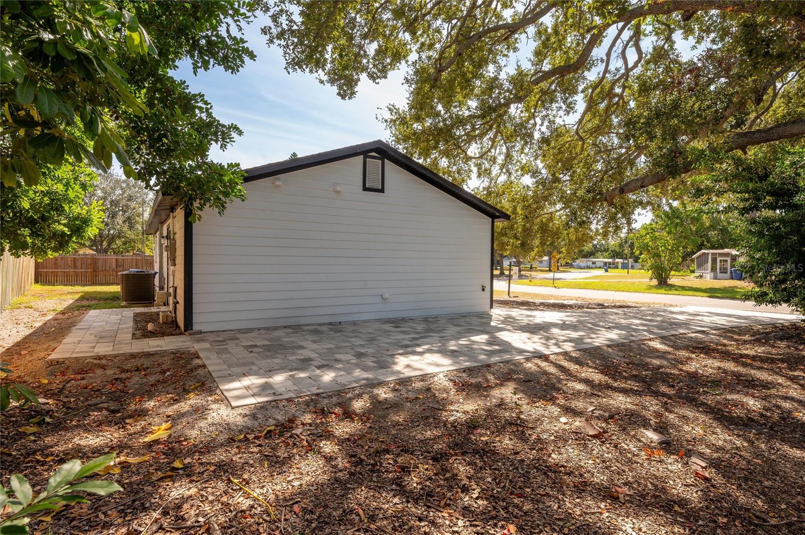 463 DAVISON AVE NE, ST PETERSBURG, FL, 33703