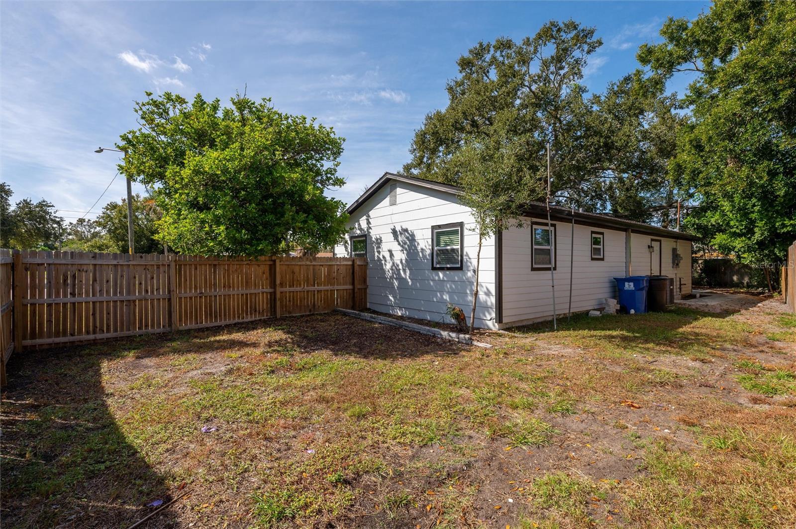 463 DAVISON AVE NE, ST PETERSBURG, FL, 33703