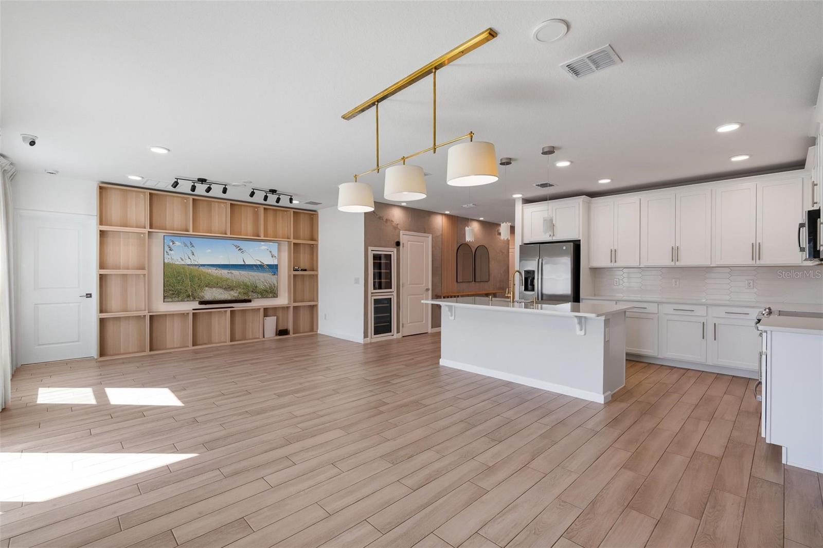 3857 BRANDING IRON BND, ST CLOUD, FL, 34772