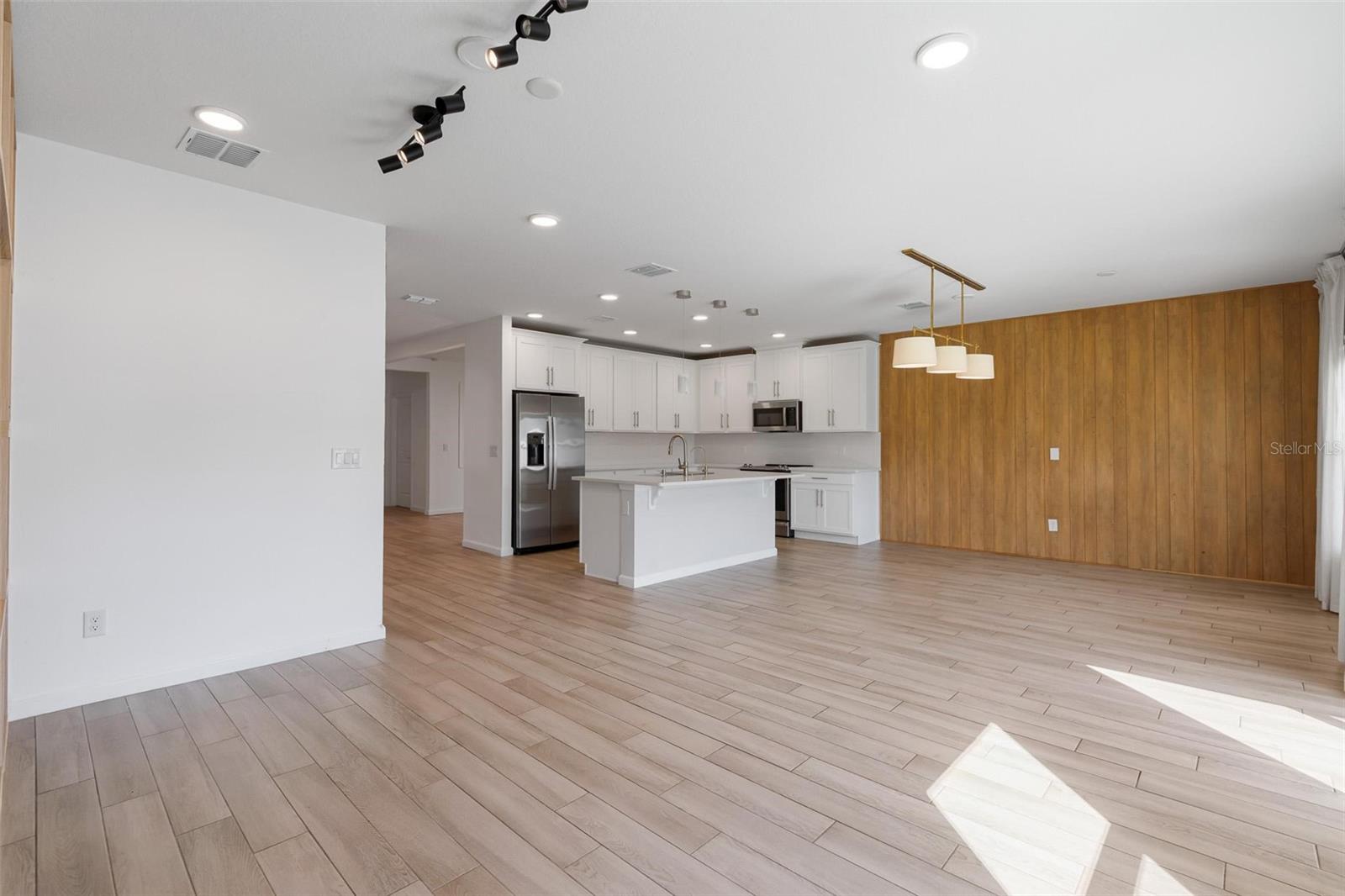 3857 BRANDING IRON BND, ST CLOUD, FL, 34772