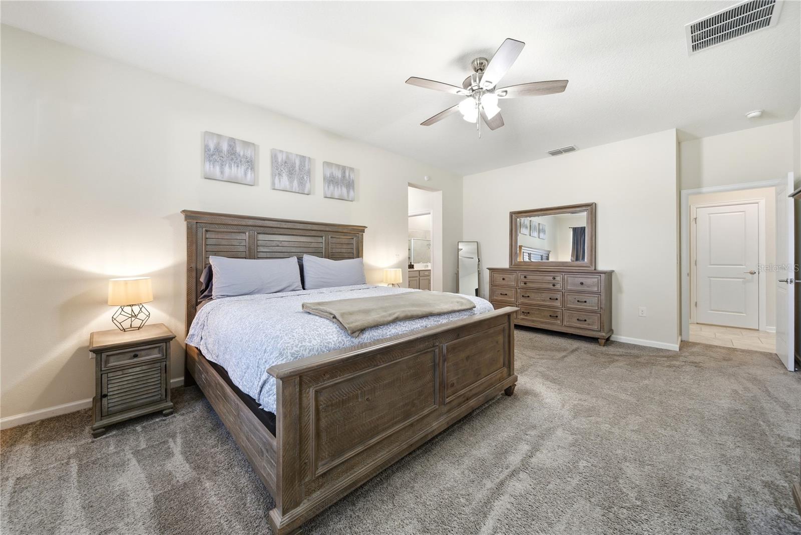 737 PANICAL DR, APOPKA, FL, 32703