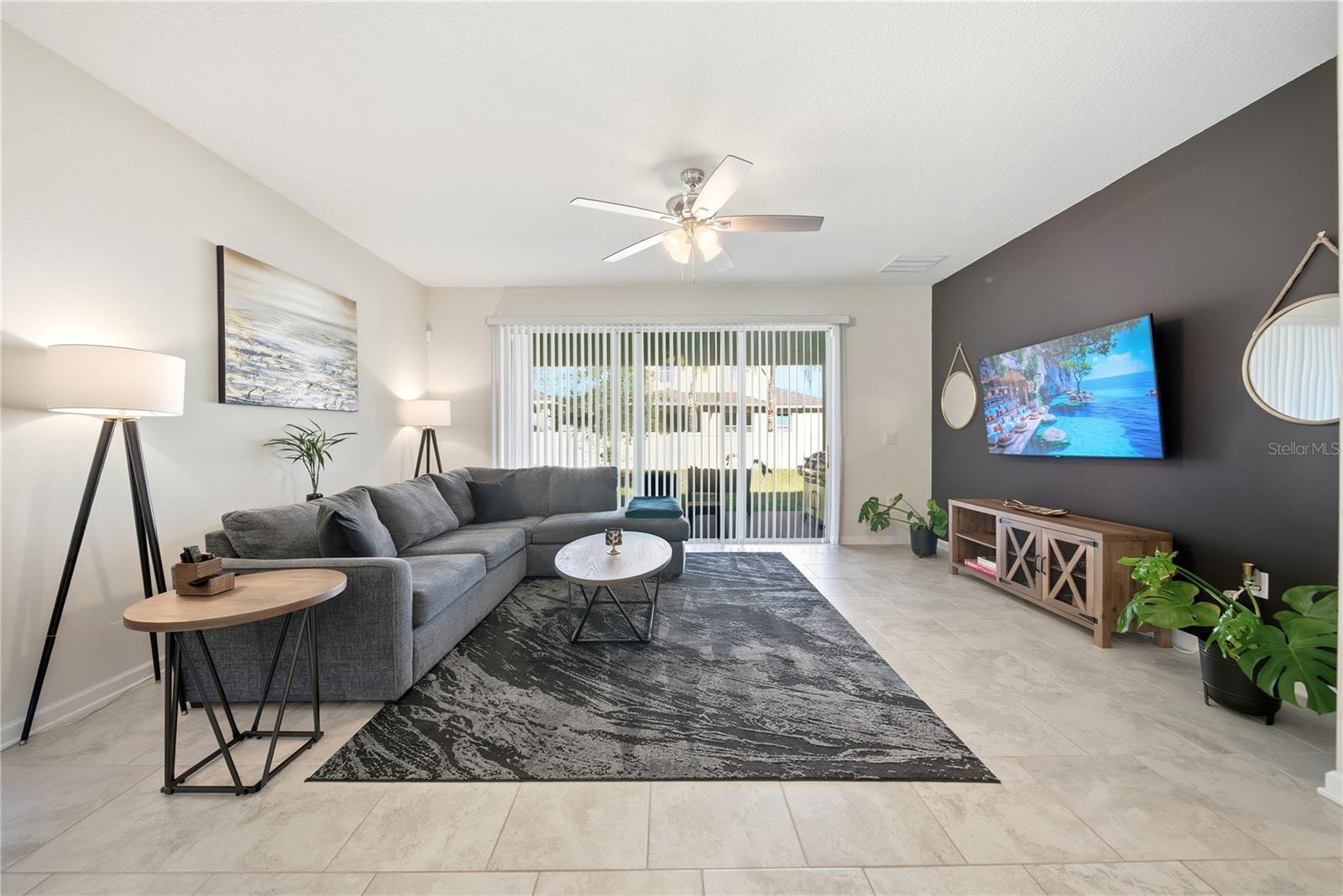 737 PANICAL DR, APOPKA, FL, 32703