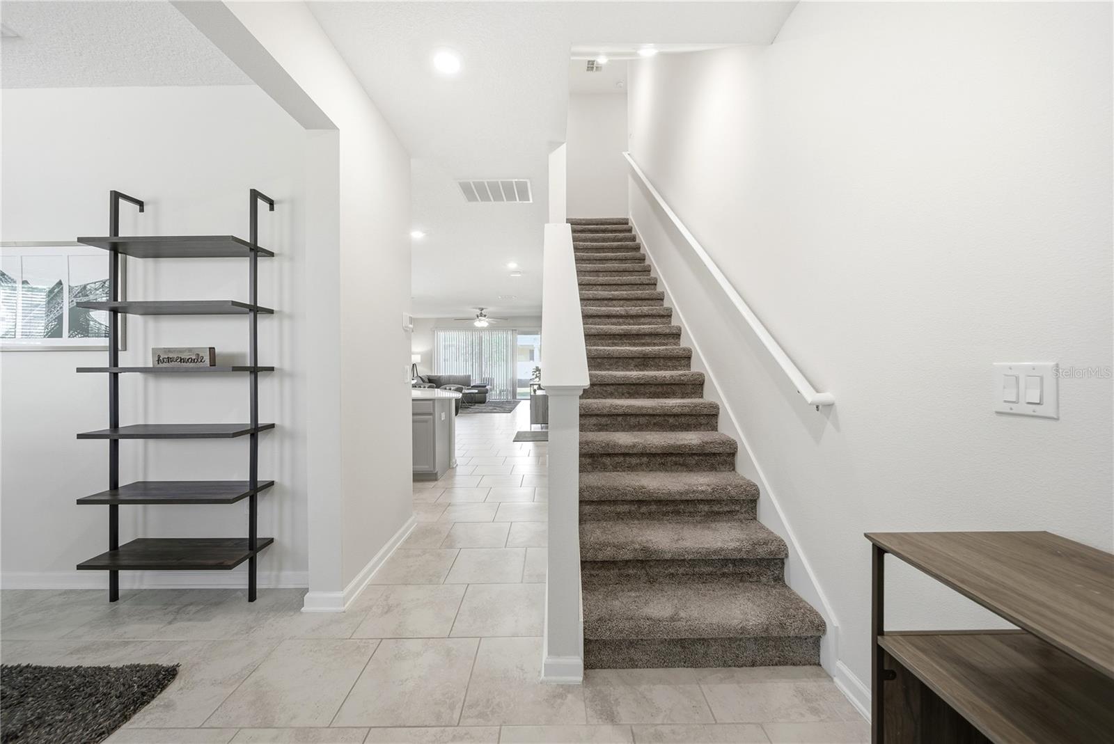 737 PANICAL DR, APOPKA, FL, 32703