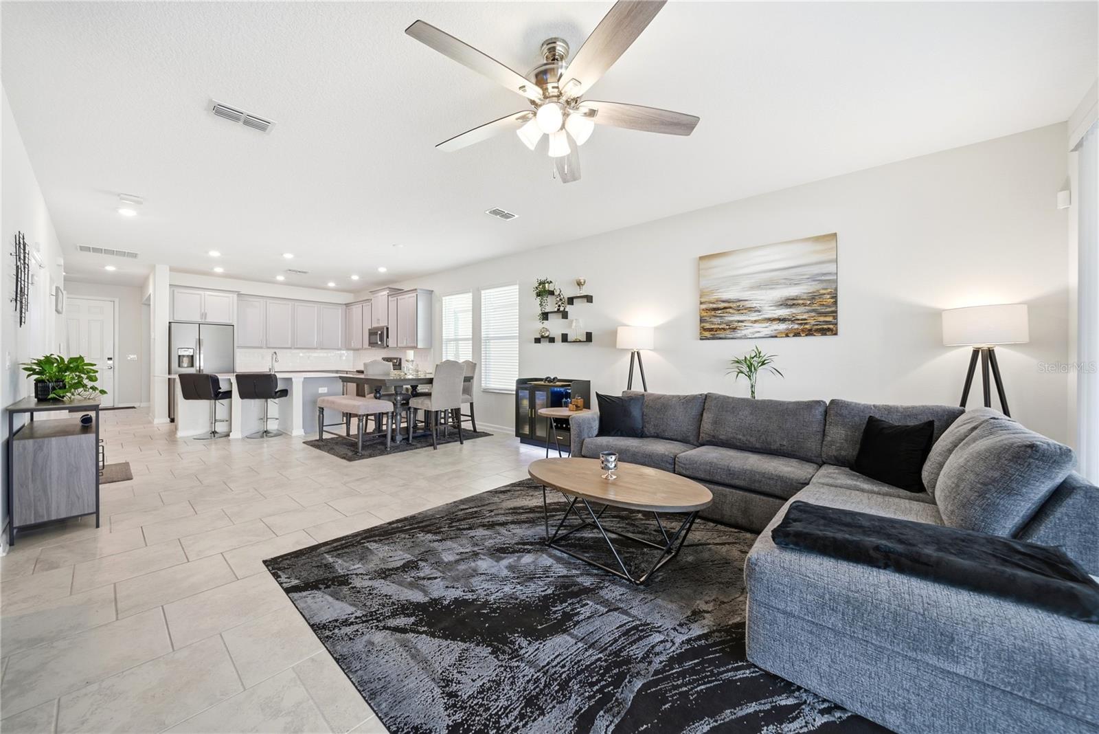 737 PANICAL DR, APOPKA, FL, 32703