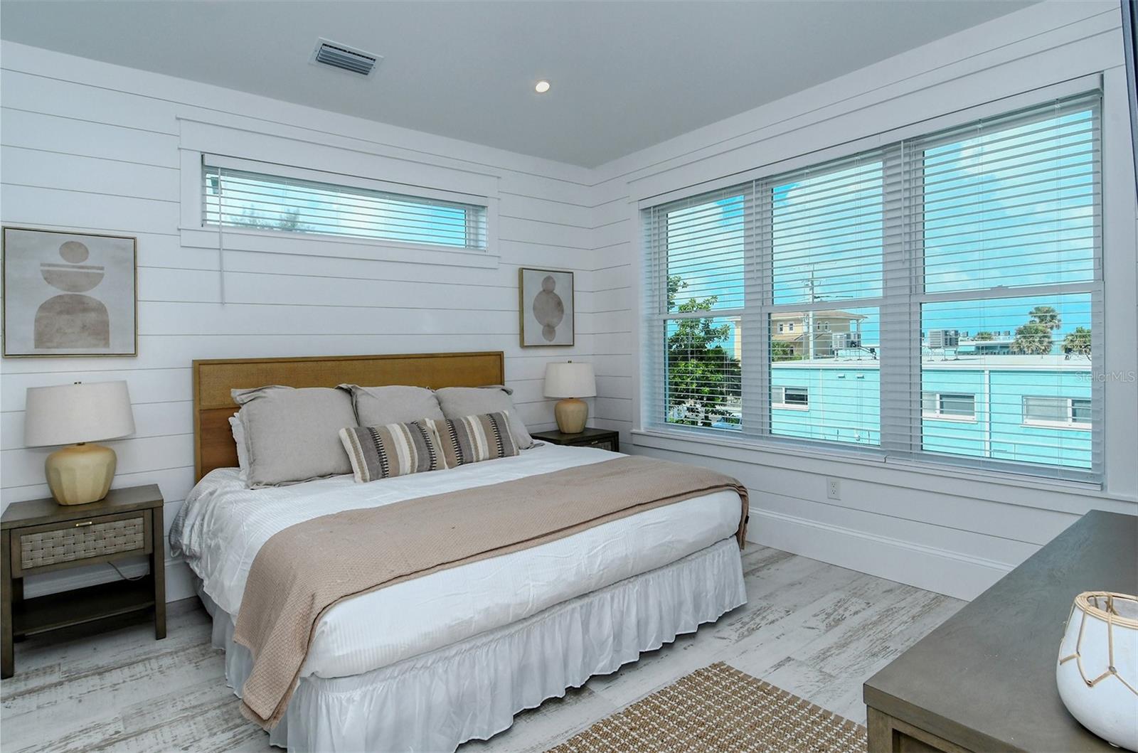 A4671874 Property Photo