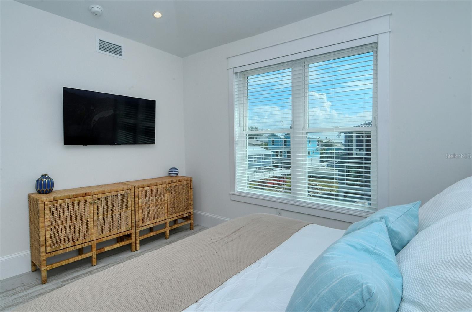 A4671874 Property Photo