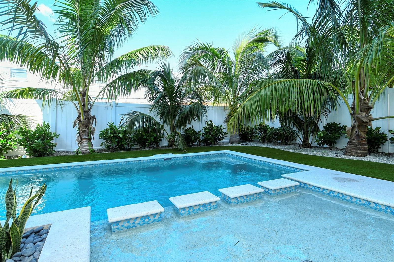 A4671874 Property Photo