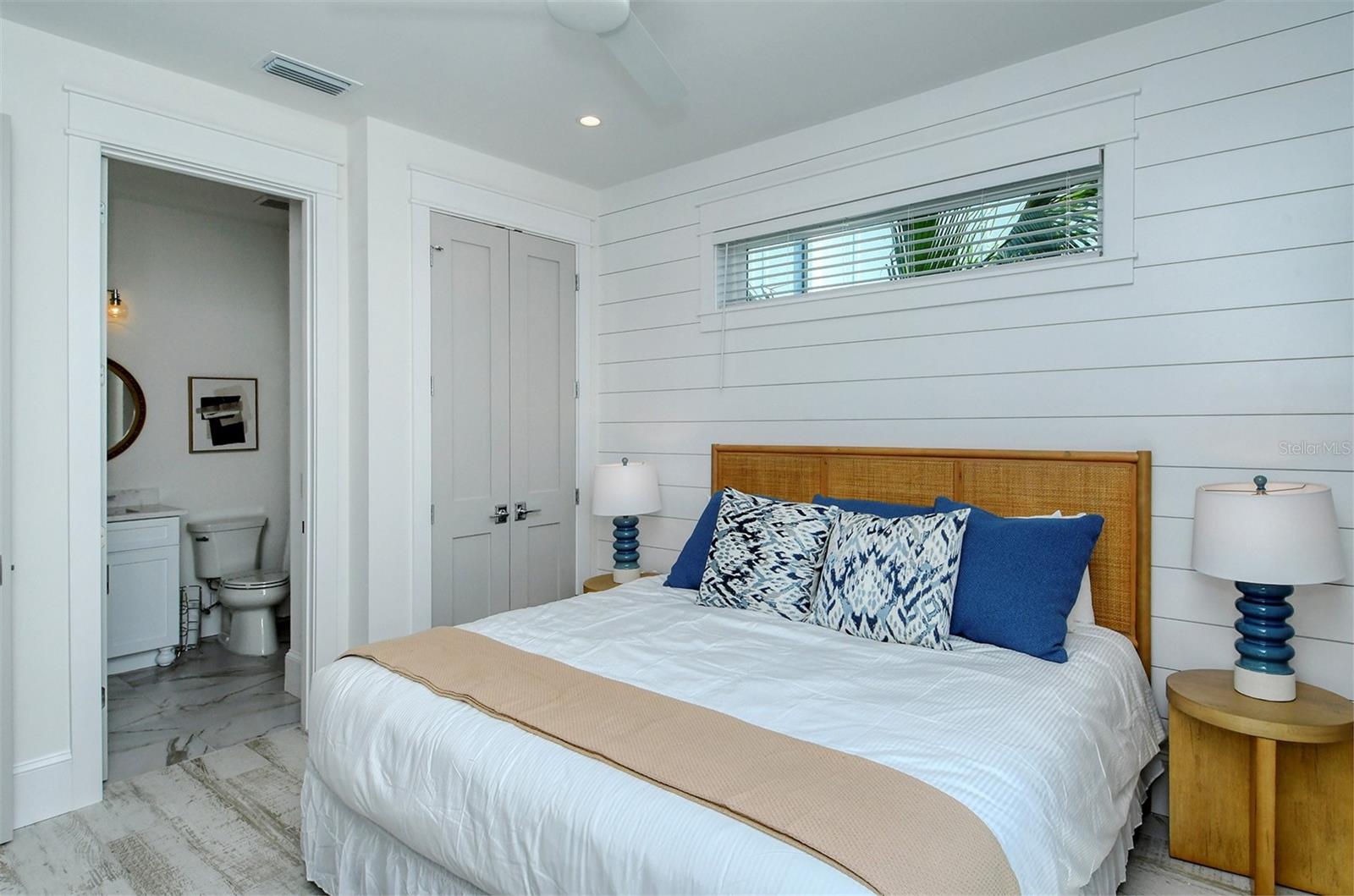 A4671874 Property Photo