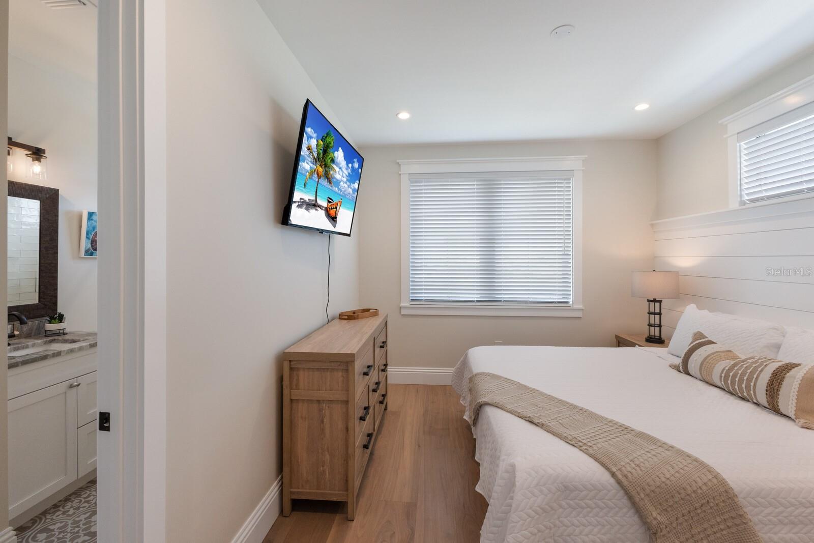 A4671881 Property Photo