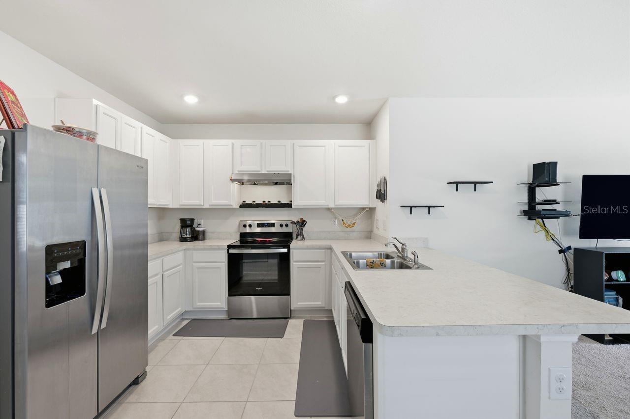 2033 TWIN FLOWER LN, SANFORD, FL, 32771