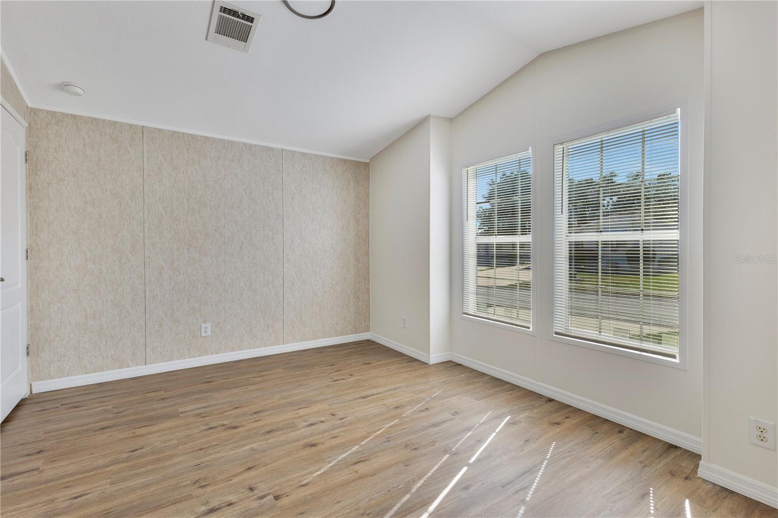 11 HOLLY DR, DAVENPORT, FL, 33837