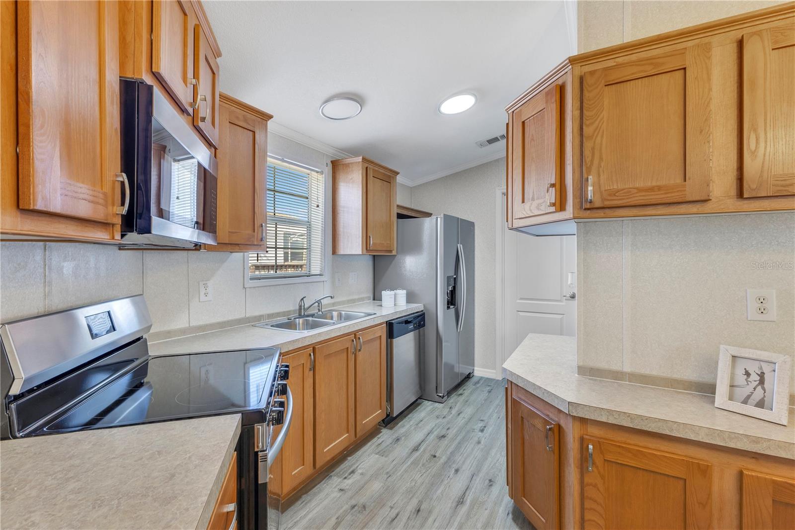 11 HOLLY DR, DAVENPORT, FL, 33837