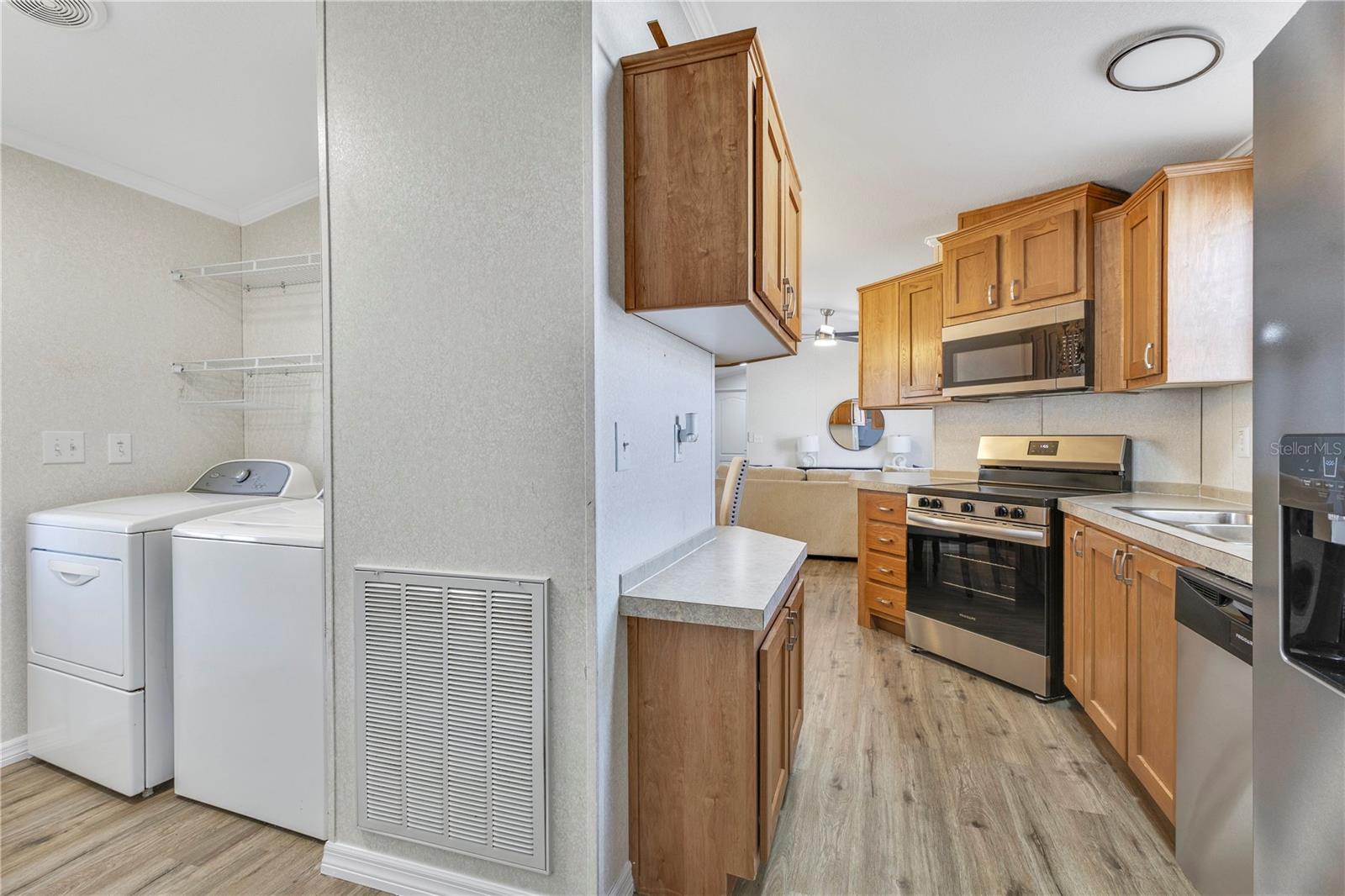 11 HOLLY DR, DAVENPORT, FL, 33837