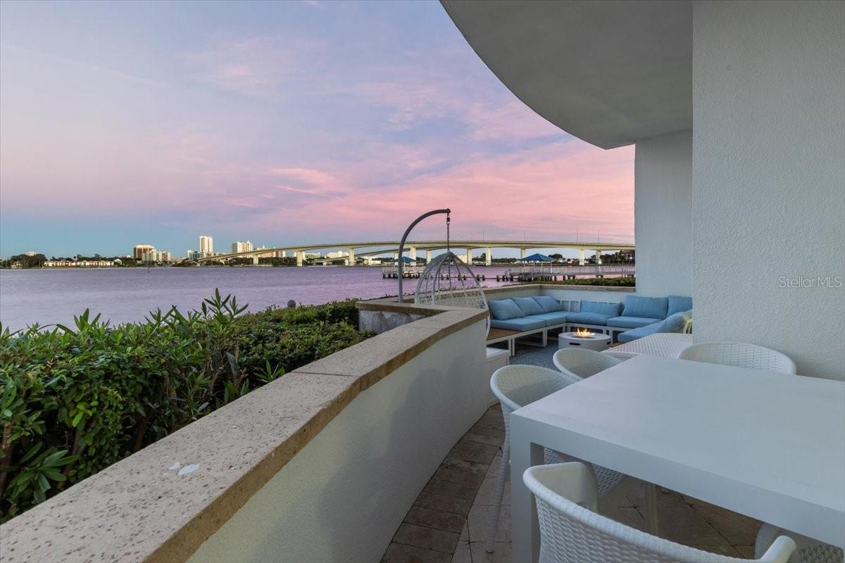 231 RIVERSIDE DR #102, HOLLY HILL, FL, 32117