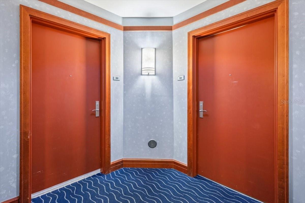 231 RIVERSIDE DR #102, HOLLY HILL, FL, 32117