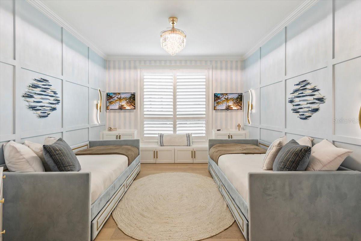 231 RIVERSIDE DR #102, HOLLY HILL, FL, 32117