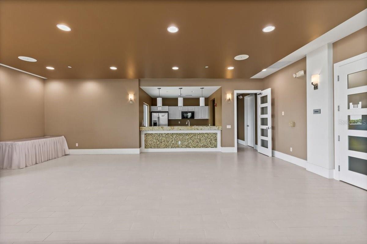 231 RIVERSIDE DR #102, HOLLY HILL, FL, 32117