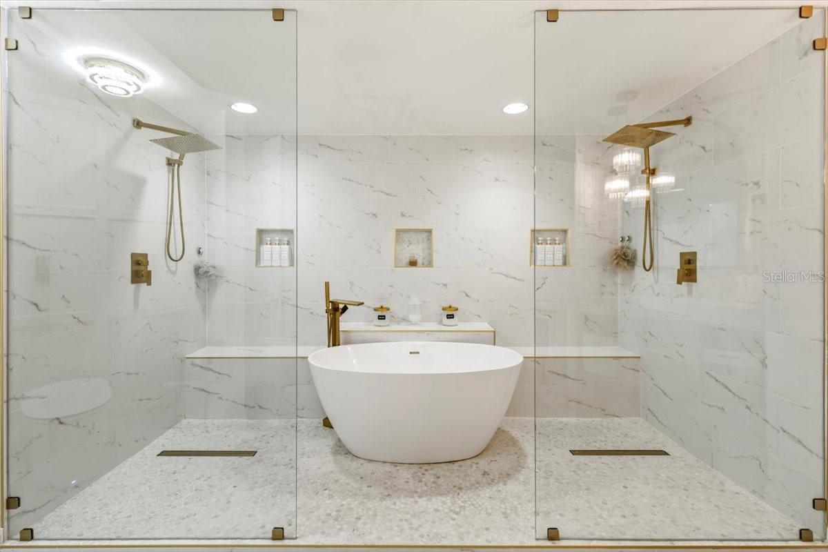 231 RIVERSIDE DR #102, HOLLY HILL, FL, 32117