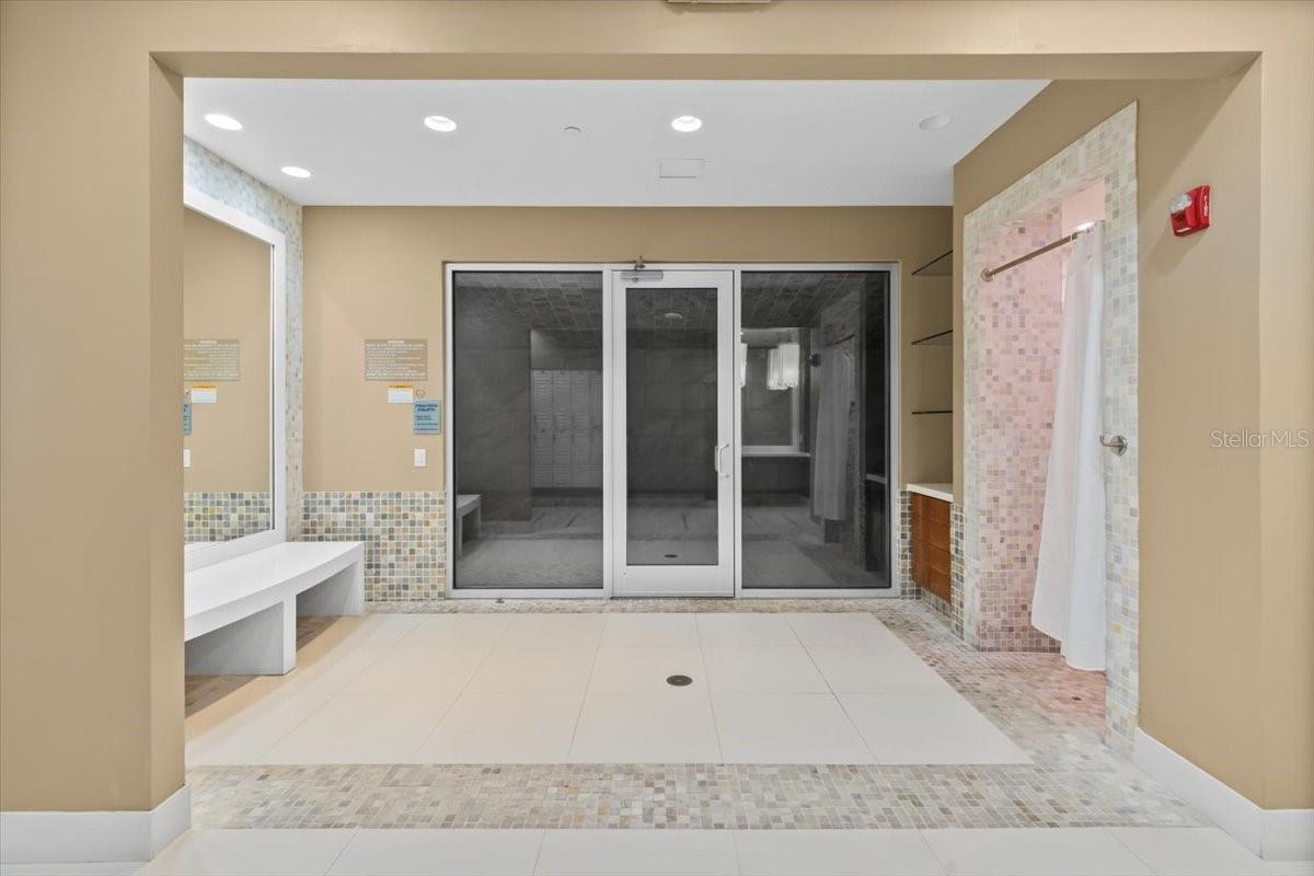 231 RIVERSIDE DR #102, HOLLY HILL, FL, 32117