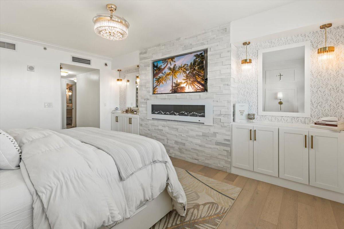 231 RIVERSIDE DR #102, HOLLY HILL, FL, 32117