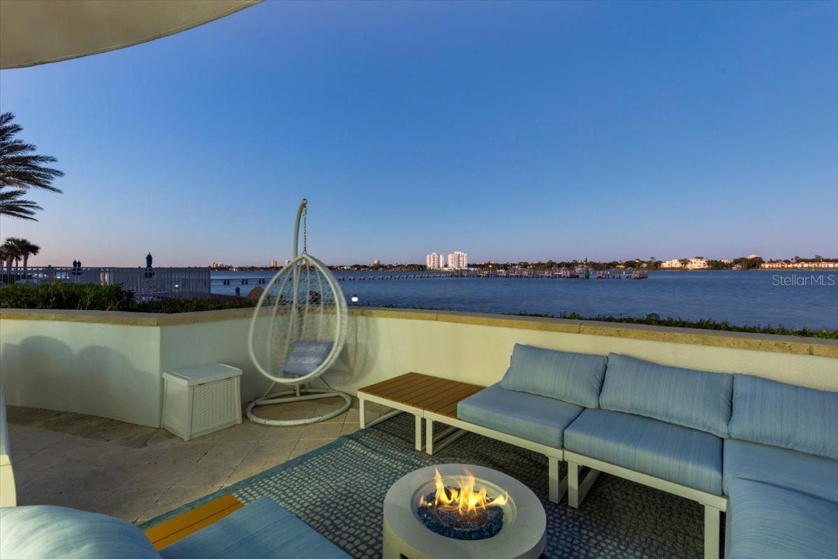 231 RIVERSIDE DR #102, HOLLY HILL, FL, 32117