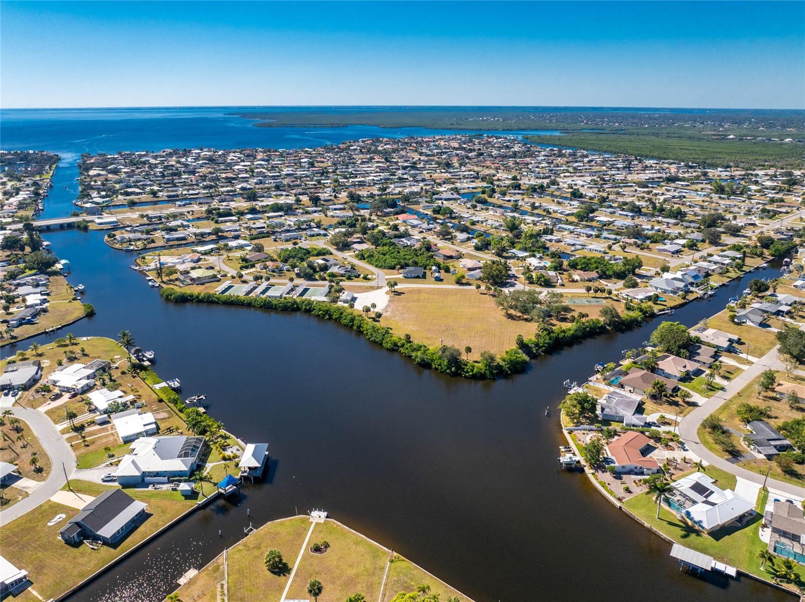 21280 HIGGS DR, PORT CHARLOTTE, FL, 33952