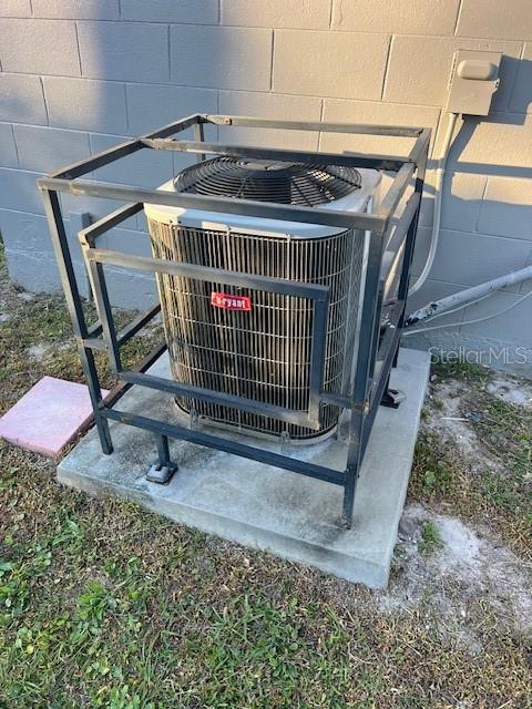 2170 CENTRAL PKWY, DELAND, FL, 32724