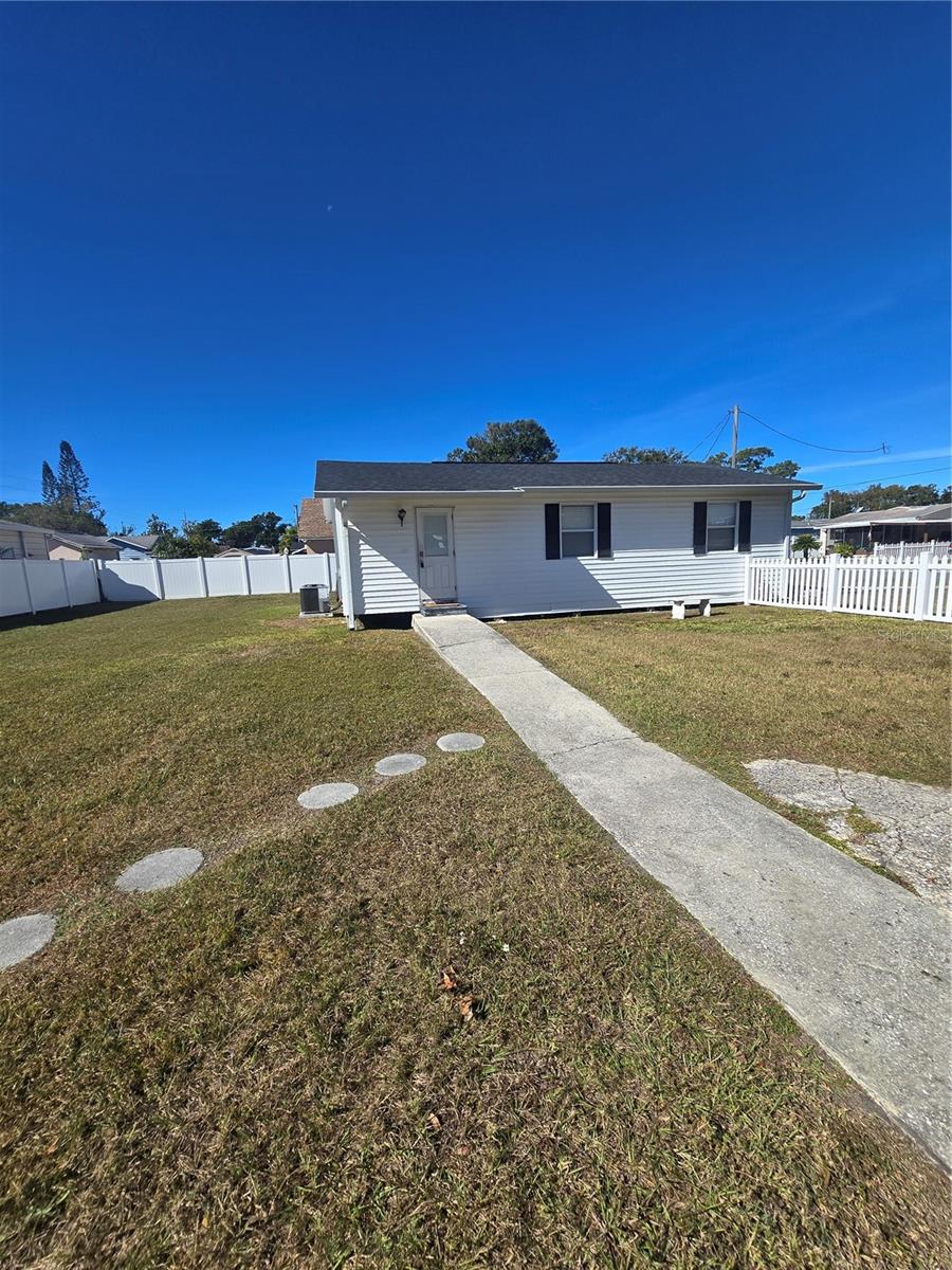 3918 W ROBSON ST, TAMPA, FL, 33614