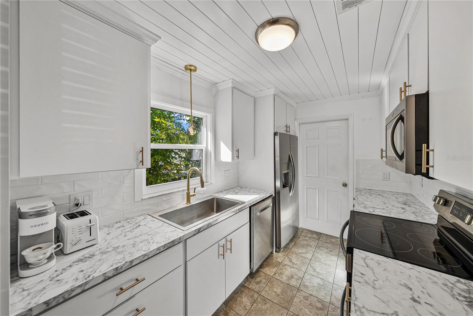 38552 PIEDMONT AVE, ZEPHYRHILLS, FL, 33540