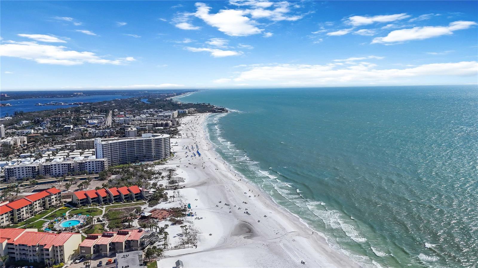 1521 SIESTA DR, SARASOTA, FL, 34239