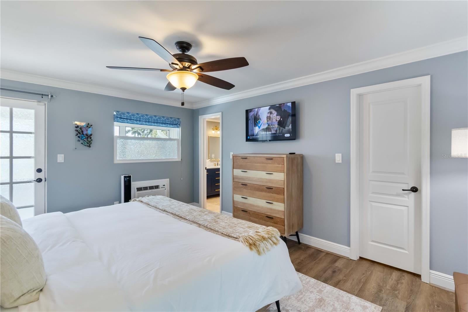 1521 SIESTA DR, SARASOTA, FL, 34239