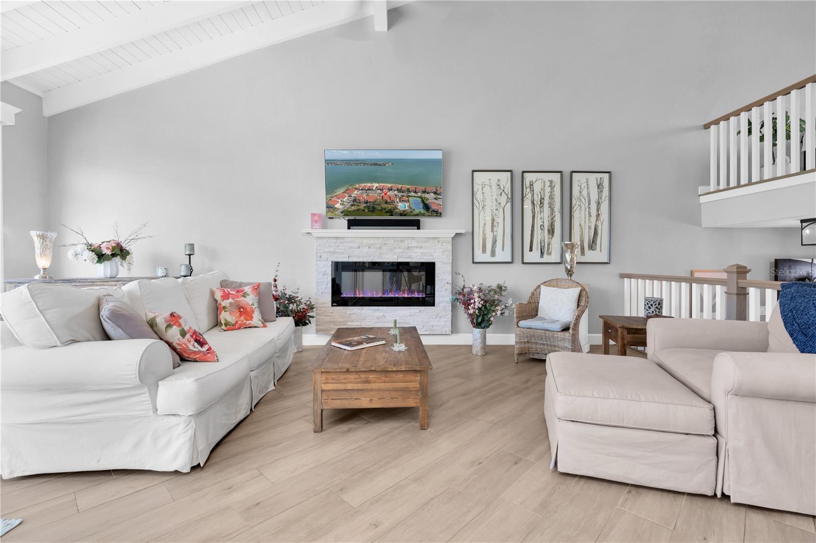 5559 ESCONDIDA BLVD S, ST PETERSBURG, FL, 33715