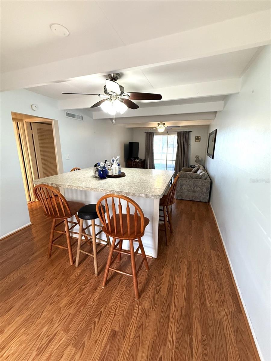 L4957253 Property Photo