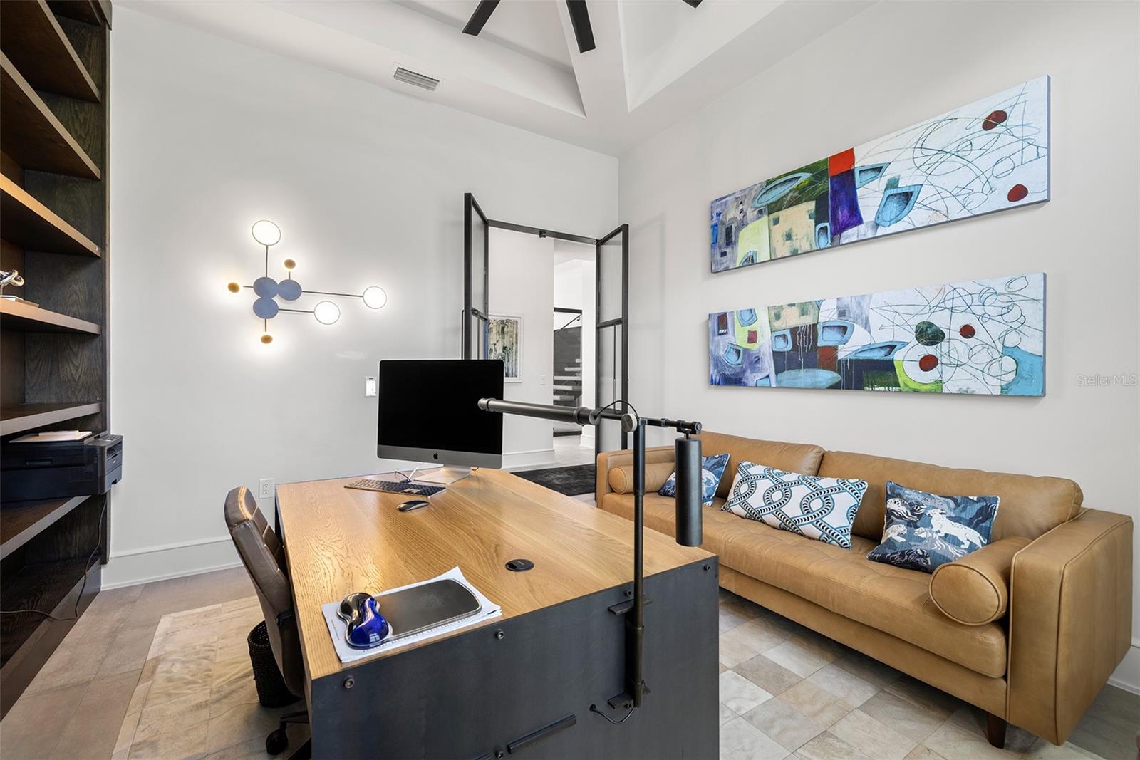 TB8447640 Property Photo