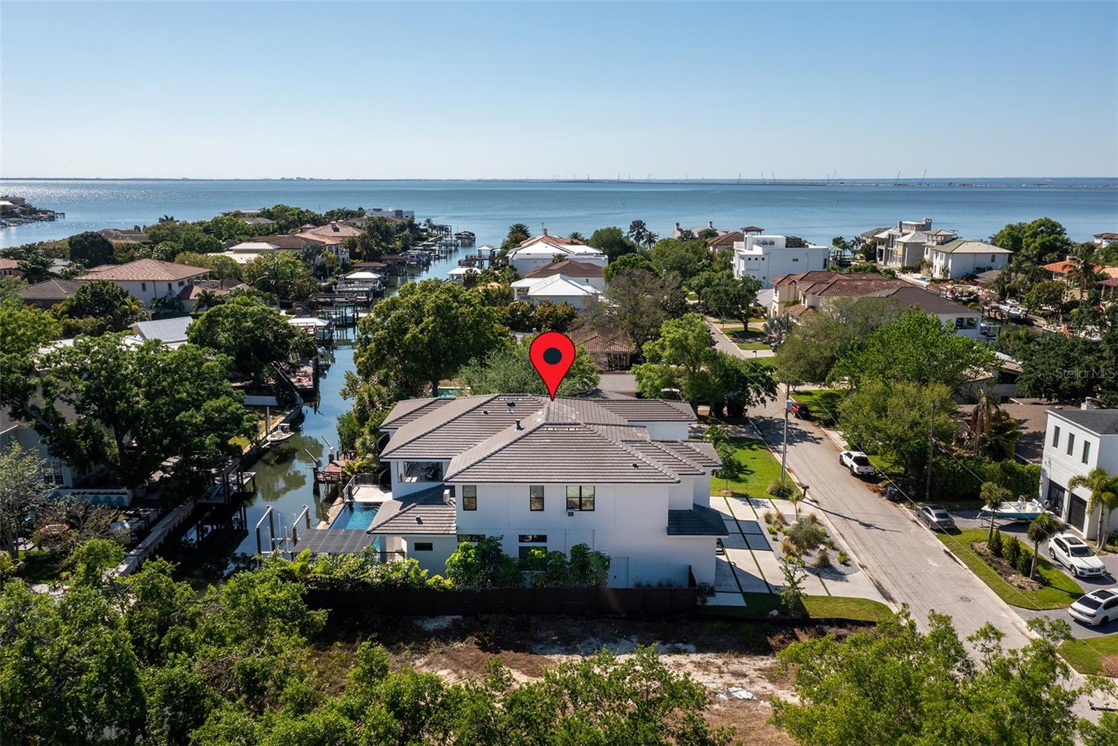 TB8447640 Property Photo