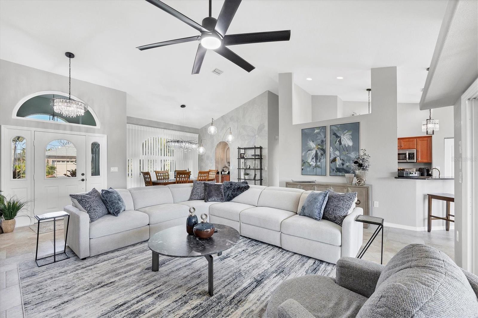 126 WHITE MARSH LN, ROTONDA WEST, FL, 33947