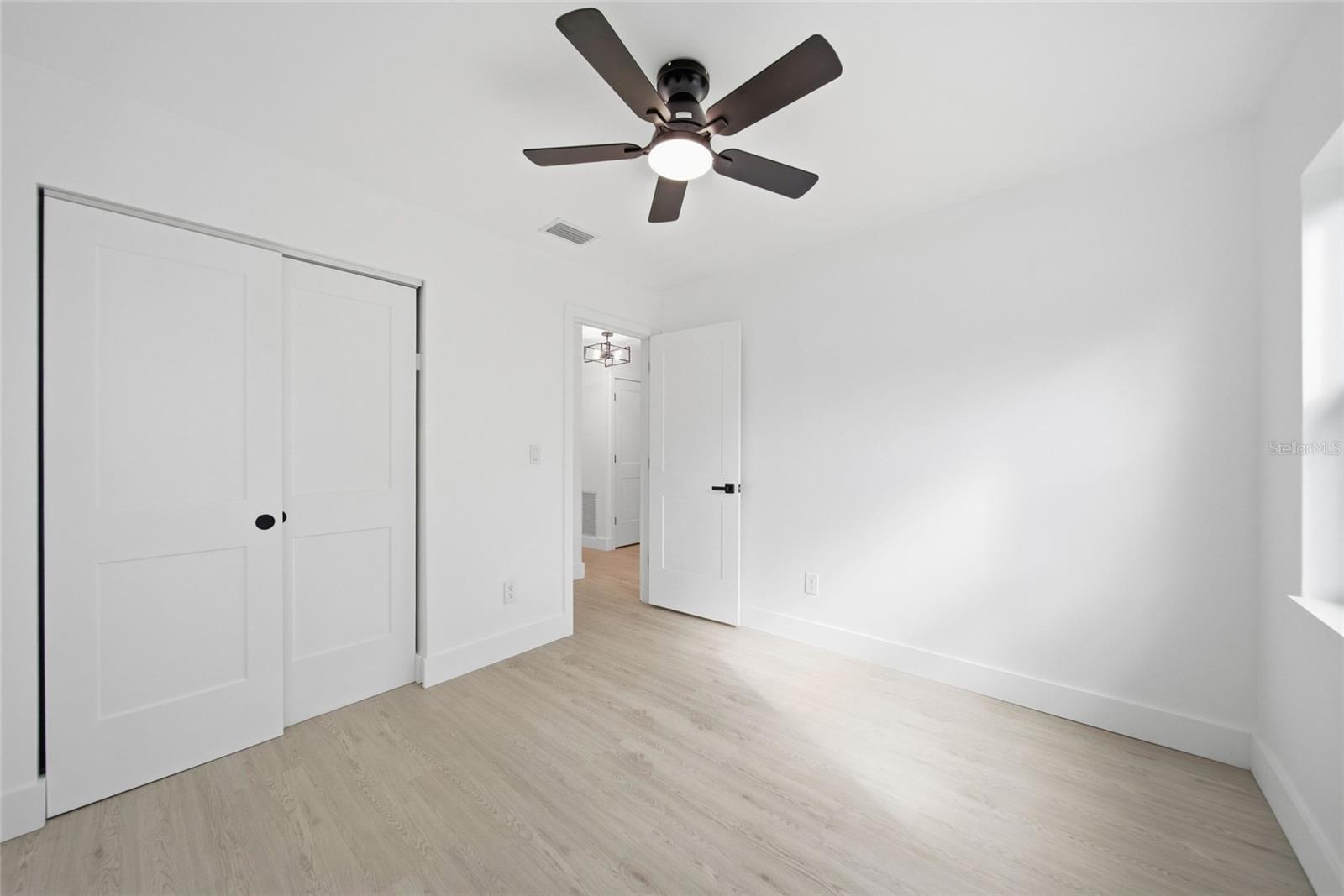 8433 101ST AVE, SEMINOLE, FL, 33777