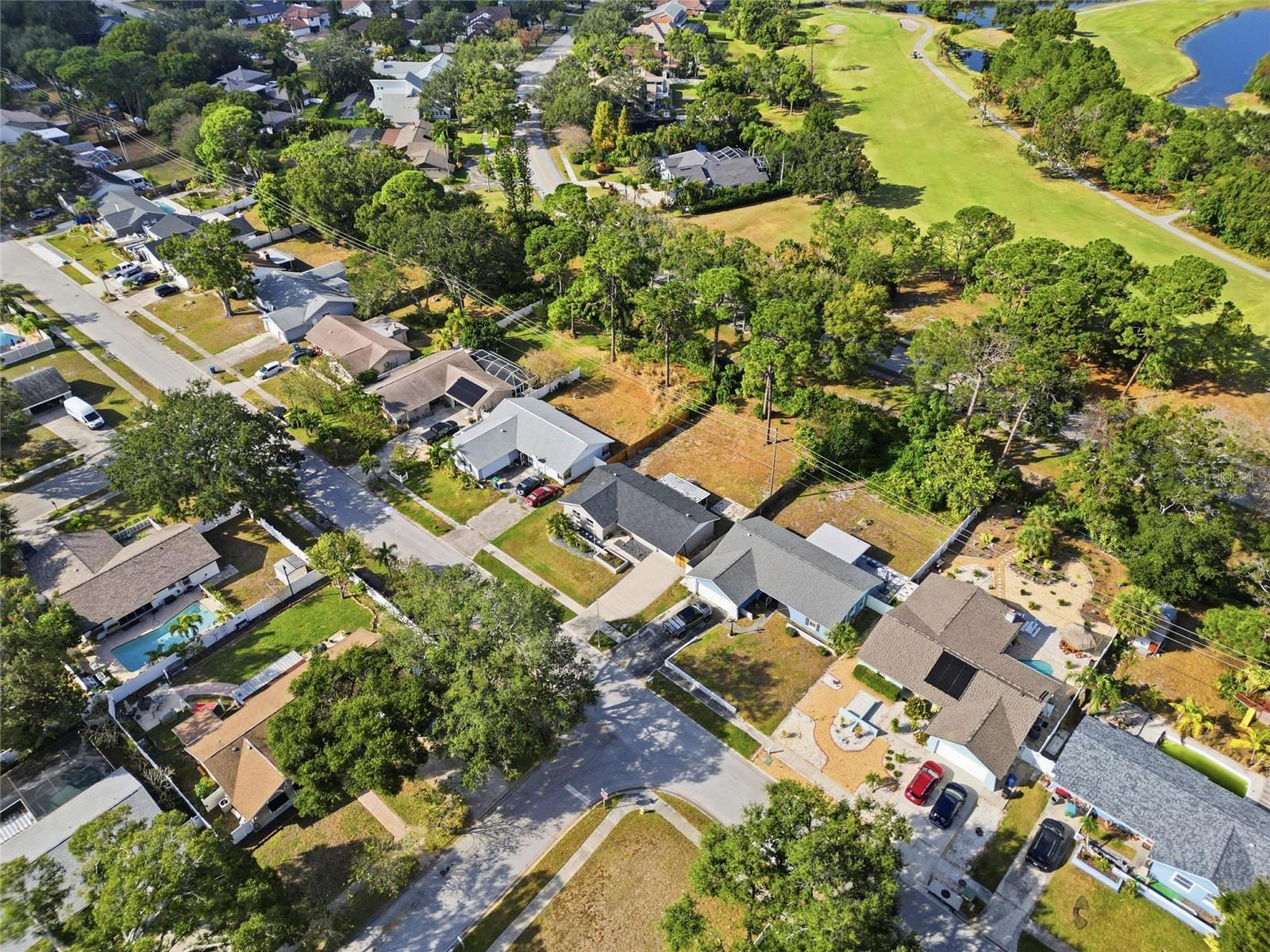 8433 101ST AVE, SEMINOLE, FL, 33777