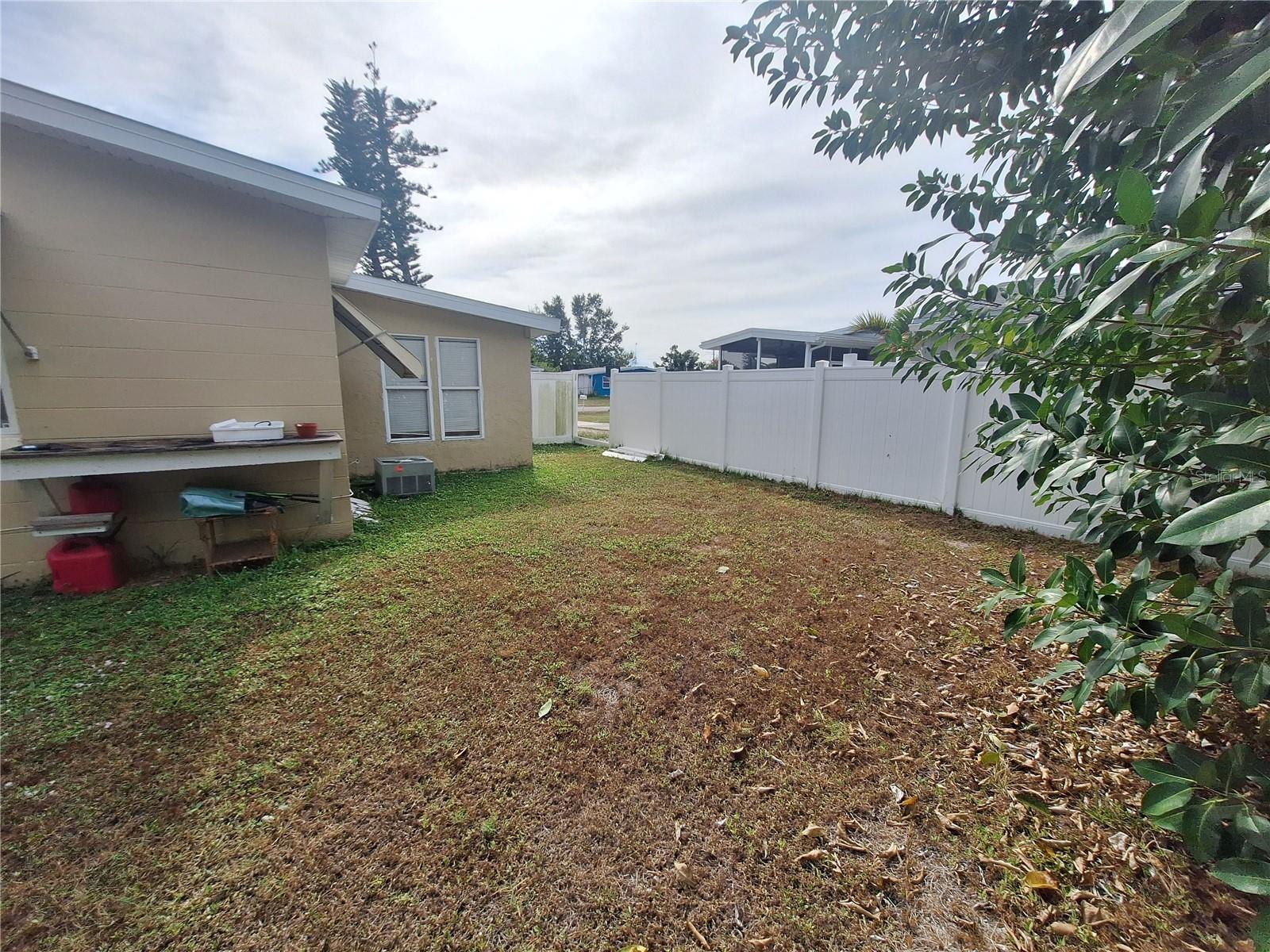 8564 AGRESS AVE, NORTH PORT, FL, 34287