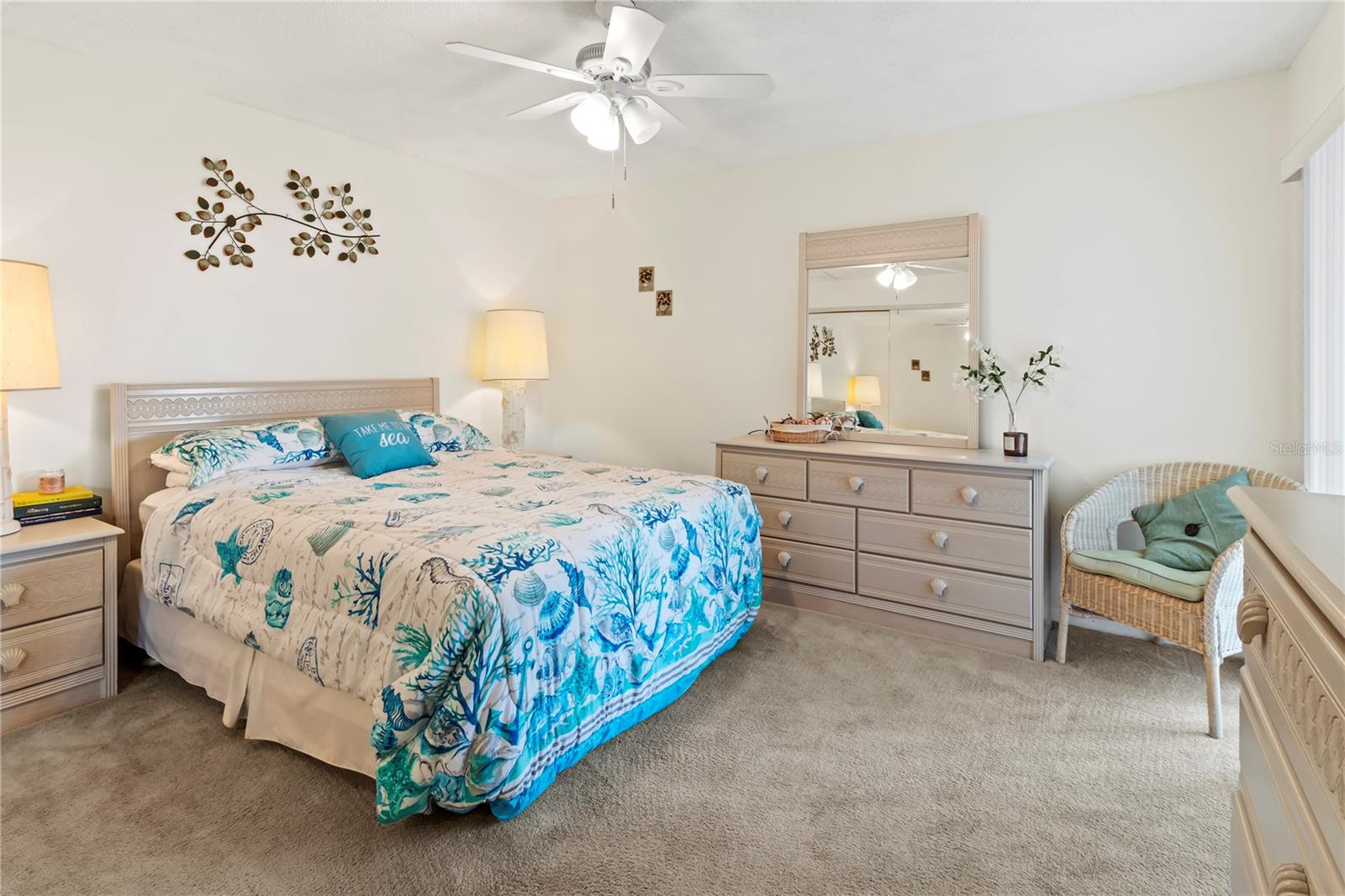 TB8447689 Property Photo