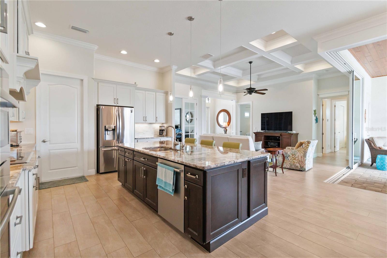 15762 VISCOUNT CIR, PORT CHARLOTTE, FL, 33981