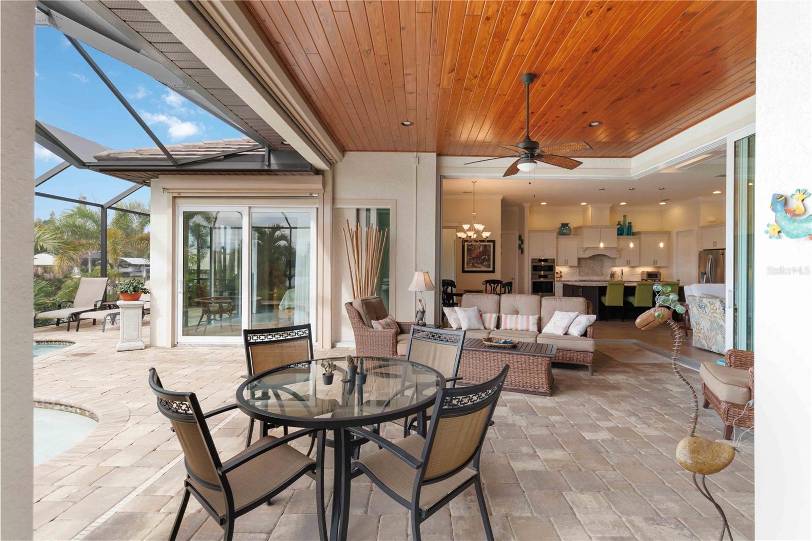 15762 VISCOUNT CIR, PORT CHARLOTTE, FL, 33981