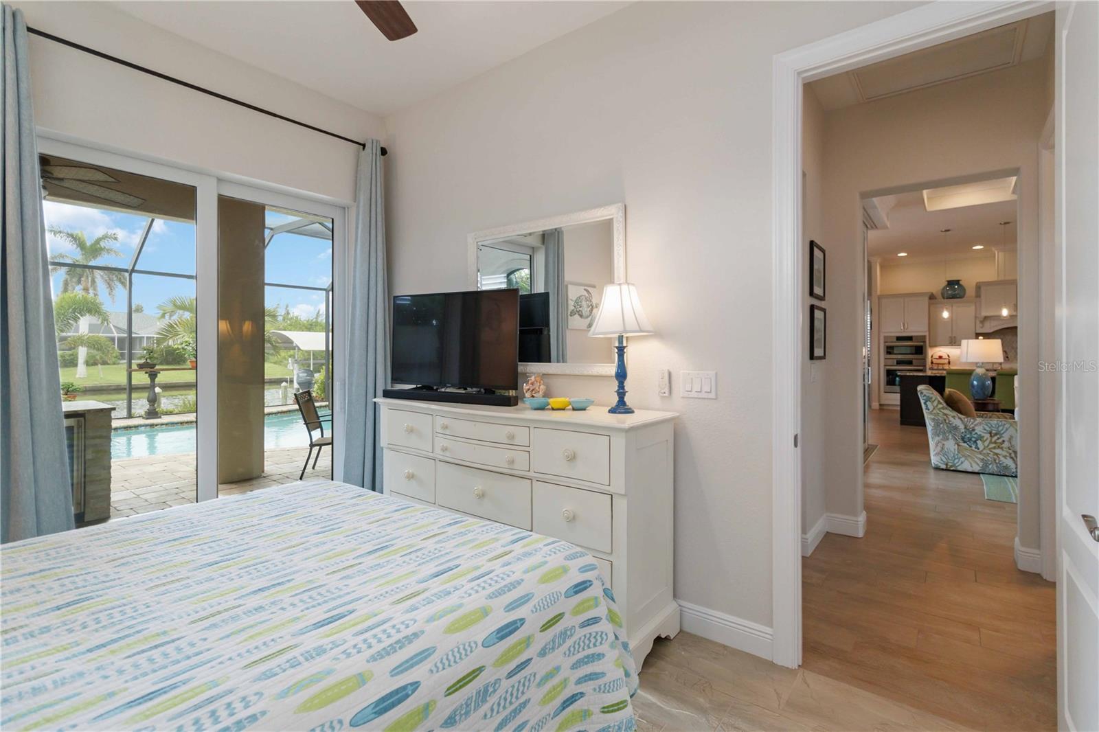 15762 VISCOUNT CIR, PORT CHARLOTTE, FL, 33981