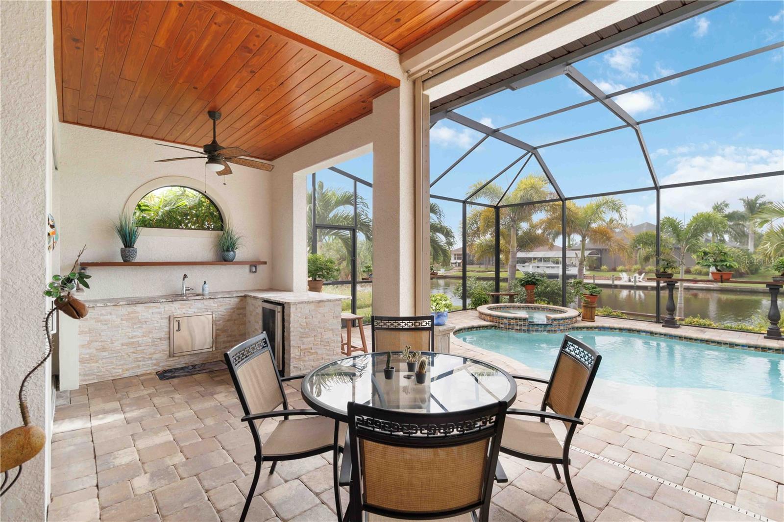 15762 VISCOUNT CIR, PORT CHARLOTTE, FL, 33981