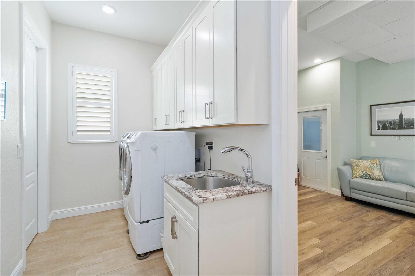 15762 VISCOUNT CIR, PORT CHARLOTTE, FL, 33981