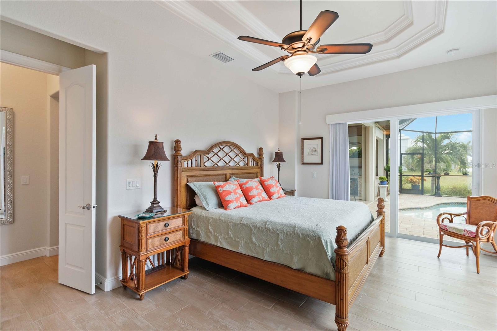 15762 VISCOUNT CIR, PORT CHARLOTTE, FL, 33981