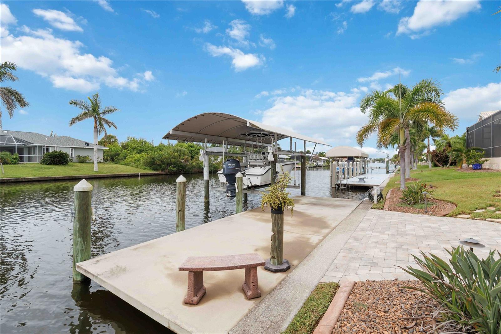 15762 VISCOUNT CIR, PORT CHARLOTTE, FL, 33981